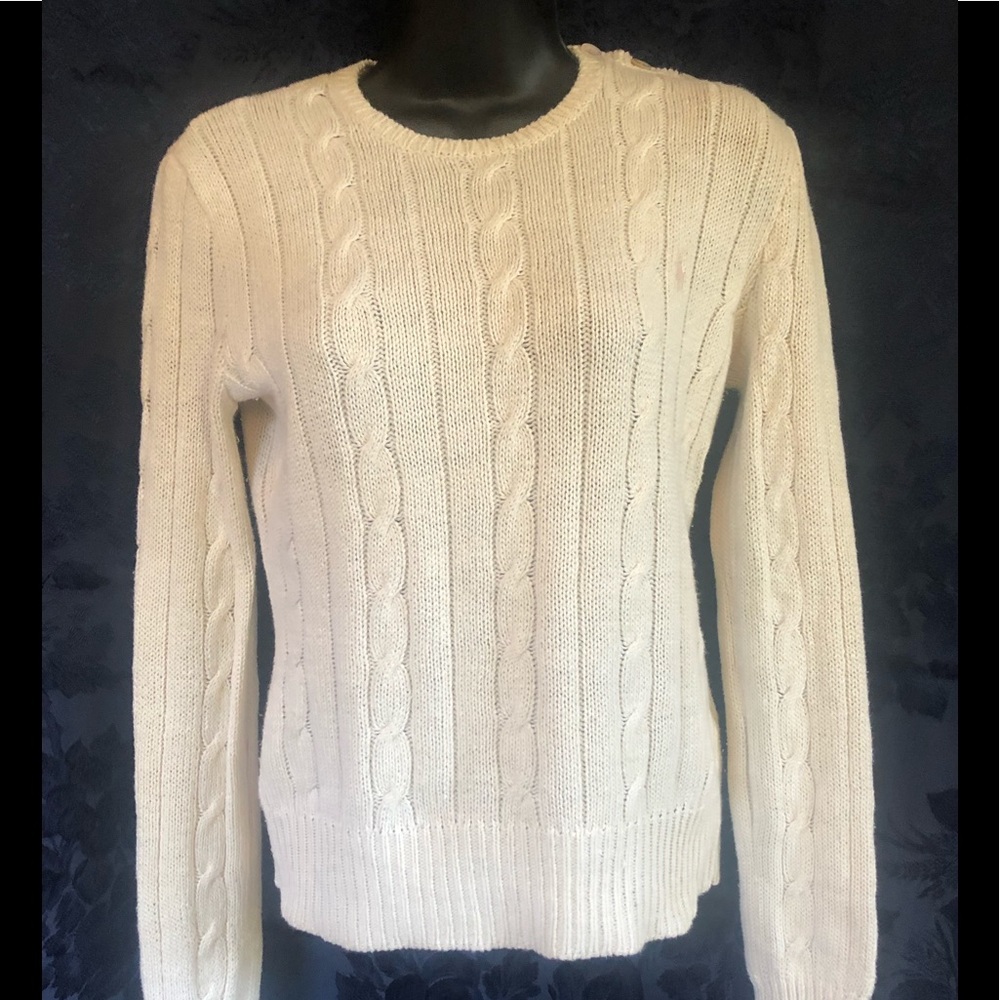 Classic cable knit crew neck pullover sweater